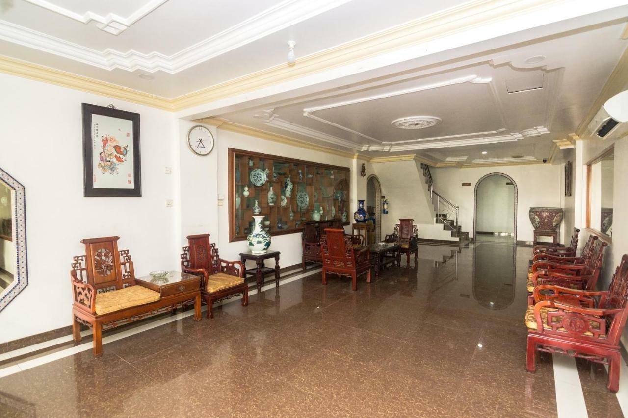 Oyo 1223 Hotel Bahari Batam Eksteriør billede